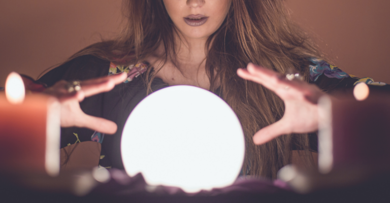 Boule de cristal : comment l’utiliser ?